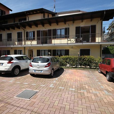 Petalo Bianco 100M From Lake - Happy Rentals Baveno Buitenkant foto