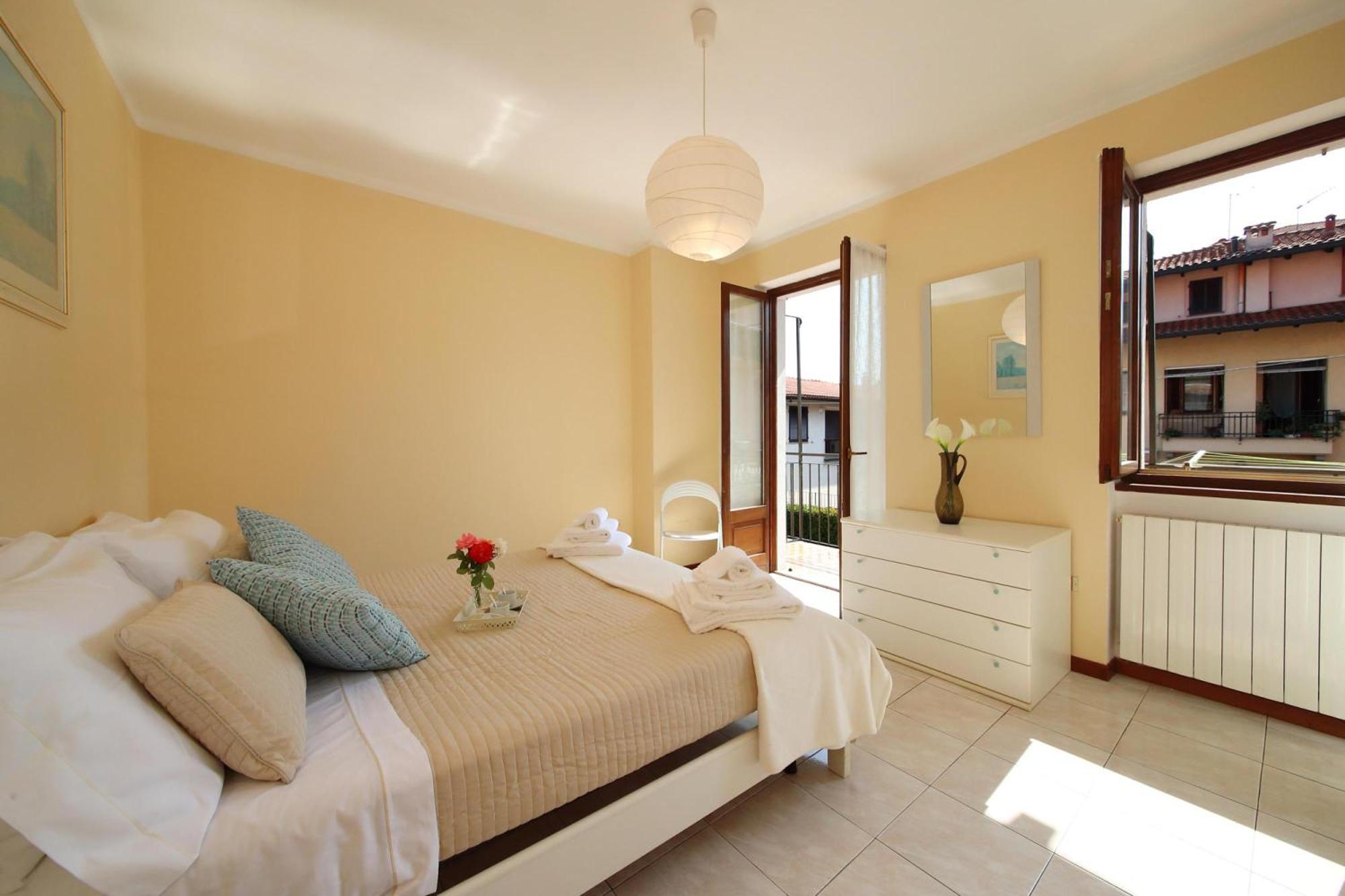 Petalo Bianco 100M From Lake - Happy Rentals Baveno Buitenkant foto